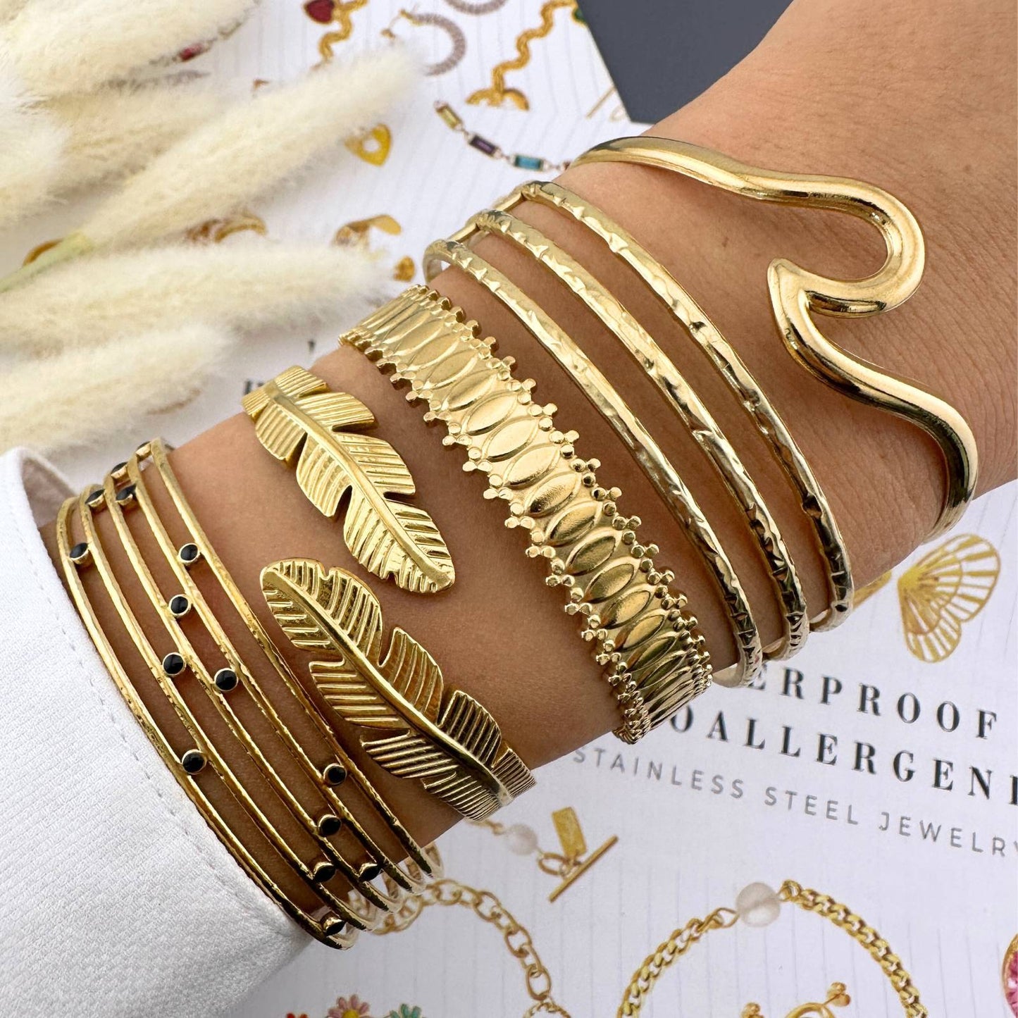 Pulsera de eslabones moderna en acero bañado en oro de 18 quilates