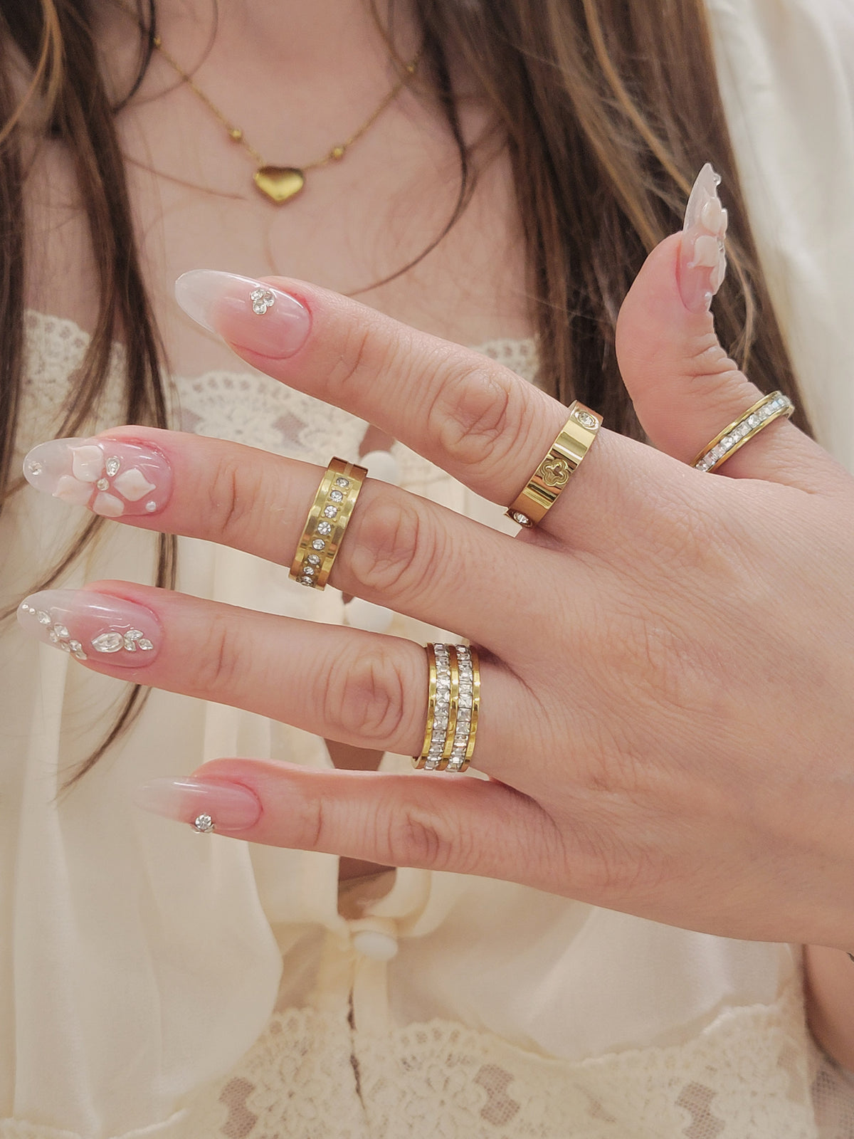 Clover & CZ Band Ring - 18K Gold Plated