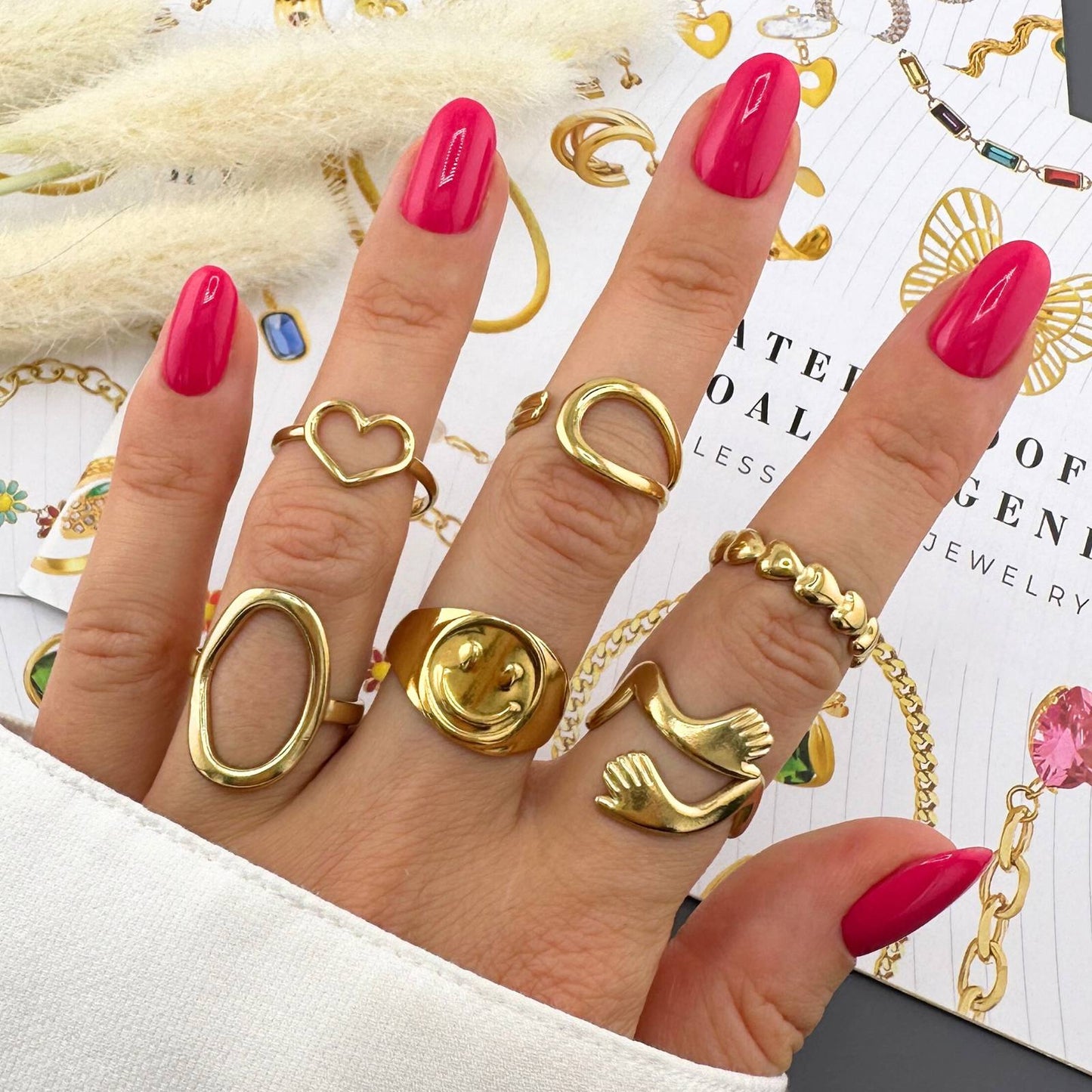 Chic Initial O Ring in 18K Gold Plated Steel