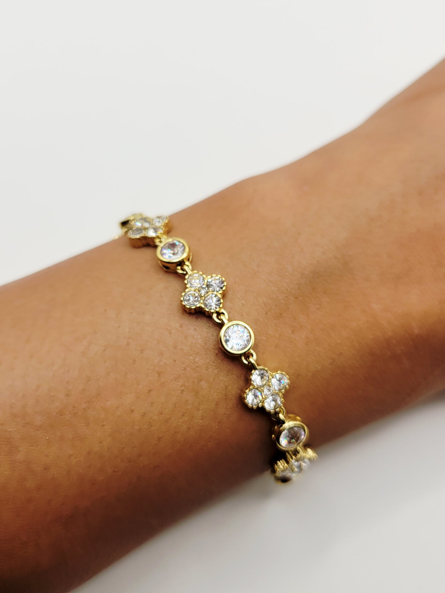 Clover Zirconia