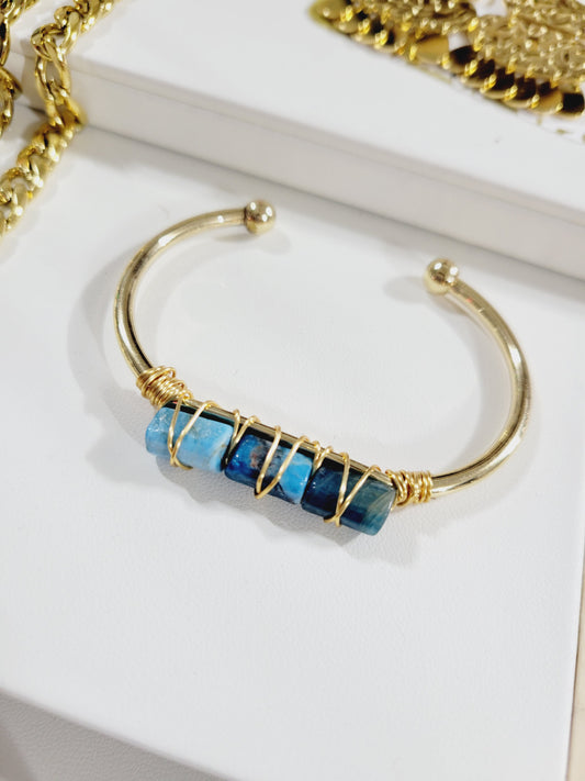 Wire & Stone Turquoise Bracelet