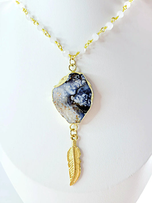 Geode-Inspired Dark Stone Necklace