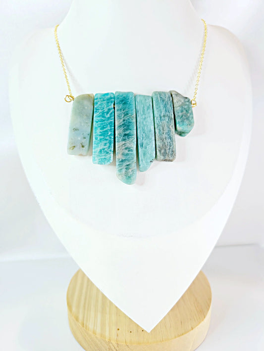 Amazonia Dangling Necklace
