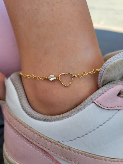 Host a Mobile Permanent Jewelry Party | Pretty Pickie | Book Now ✨