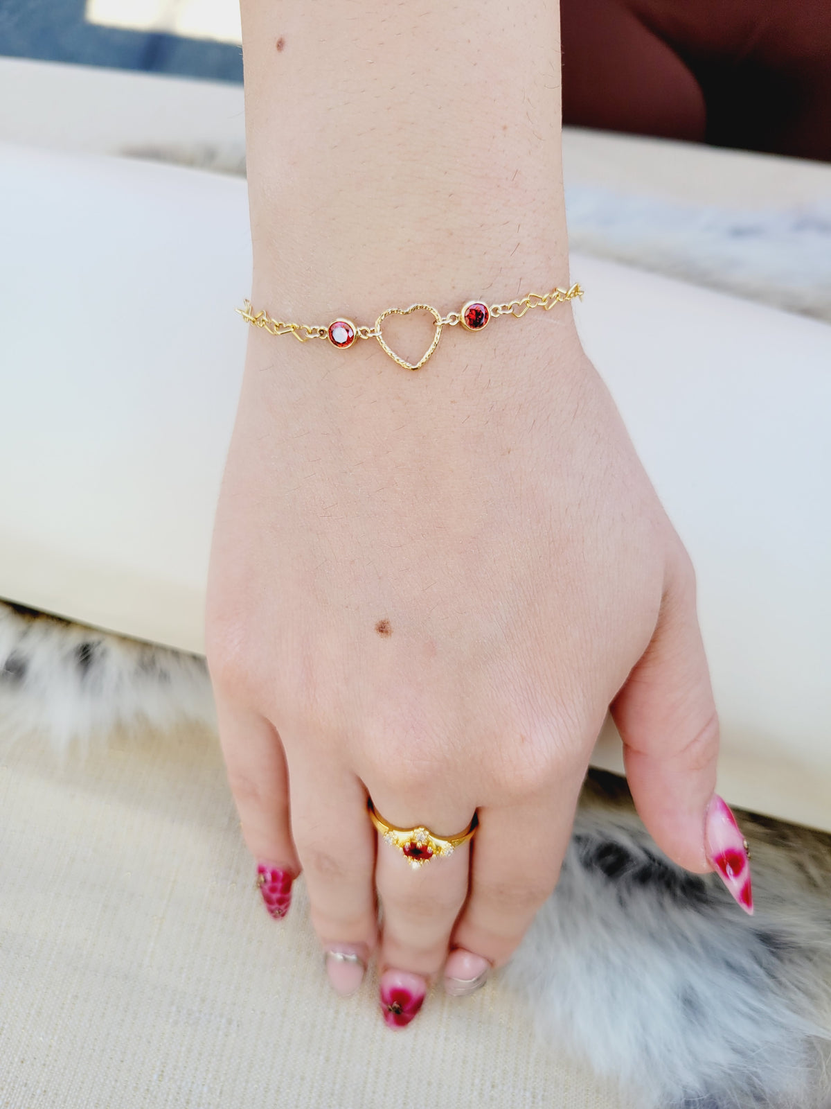 Reserve su cita para joyería permanente 