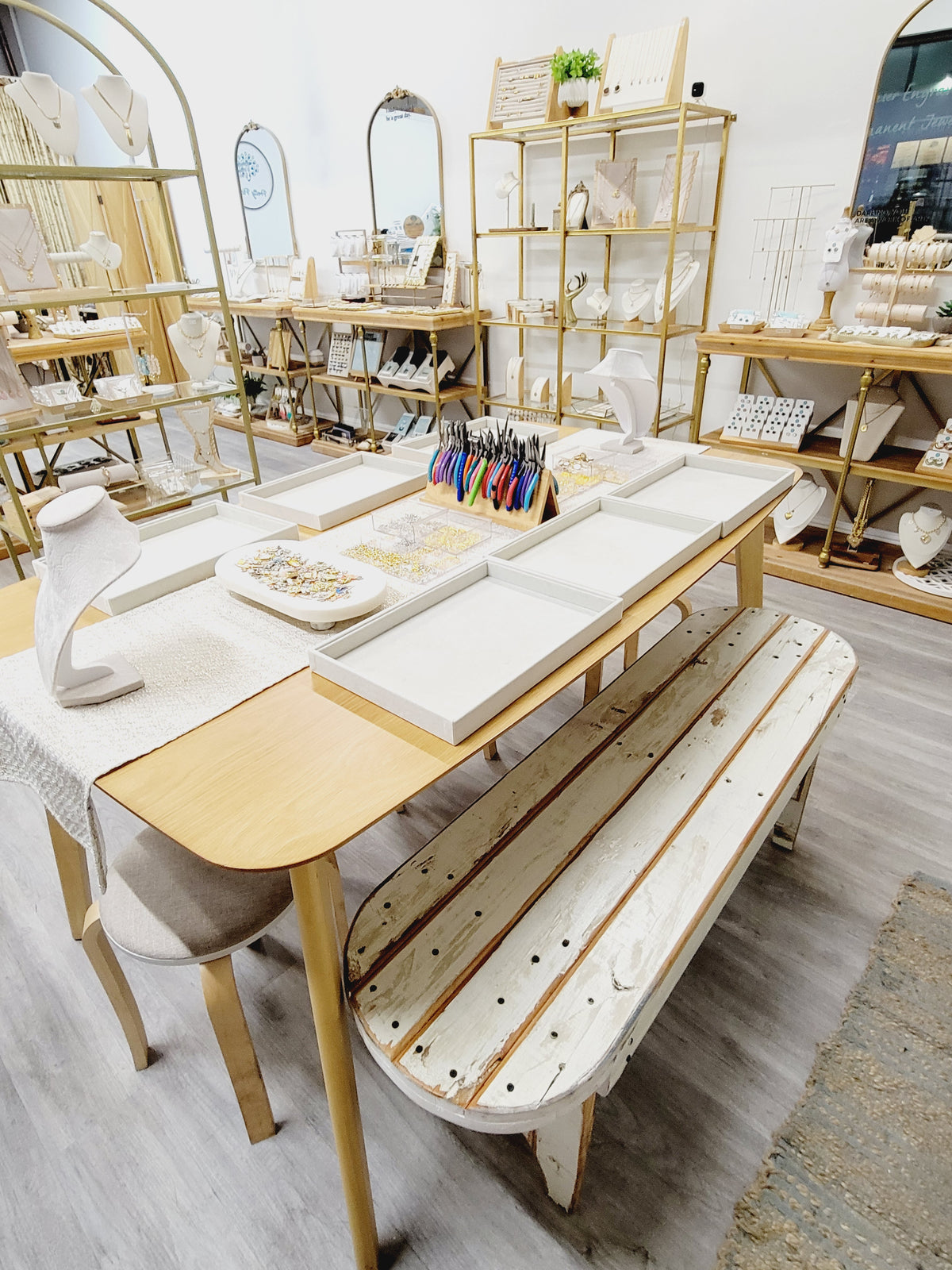 Charm Bar Fresno | Build Your Own Charm Jewelry