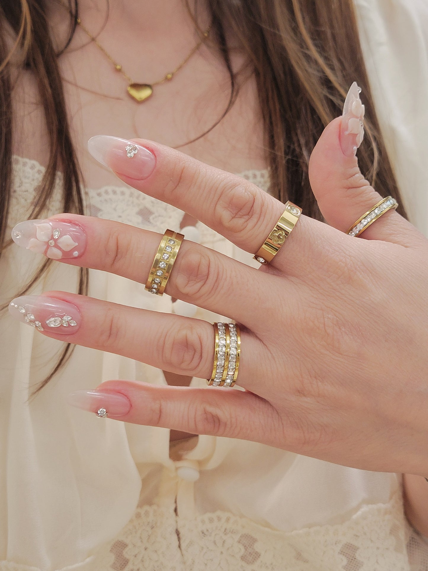 Clover & CZ Band Ring - 18K Gold Plated