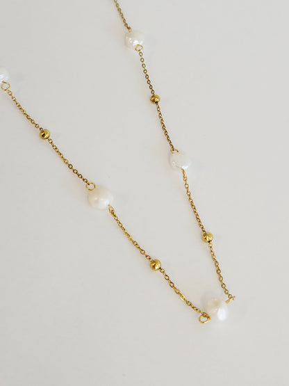 Layered Flower & Pearl Necklace Set – 2 Piece Gold Necklace