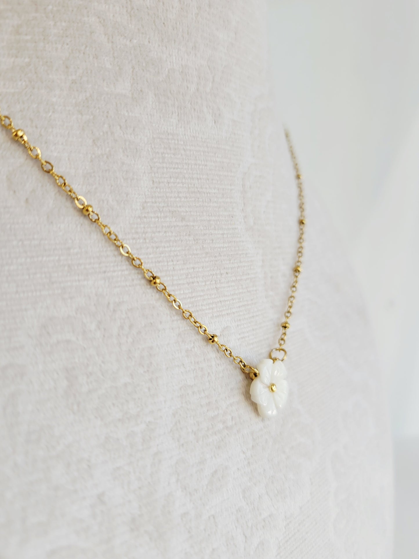Layered Flower & Pearl Necklace Set – 2 Piece Gold Necklace