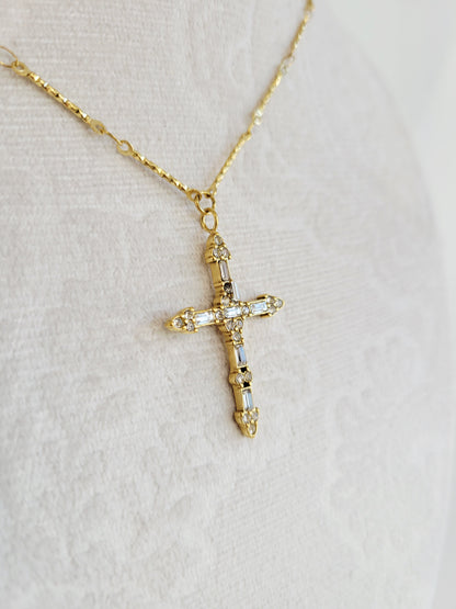 Vintage Crystal Cross Necklace – Gold Statement Pendant