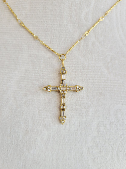 Vintage Crystal Cross Necklace – Gold Statement Pendant