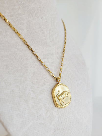 Gold Zodiac Coin Necklace – Choose Your Sign