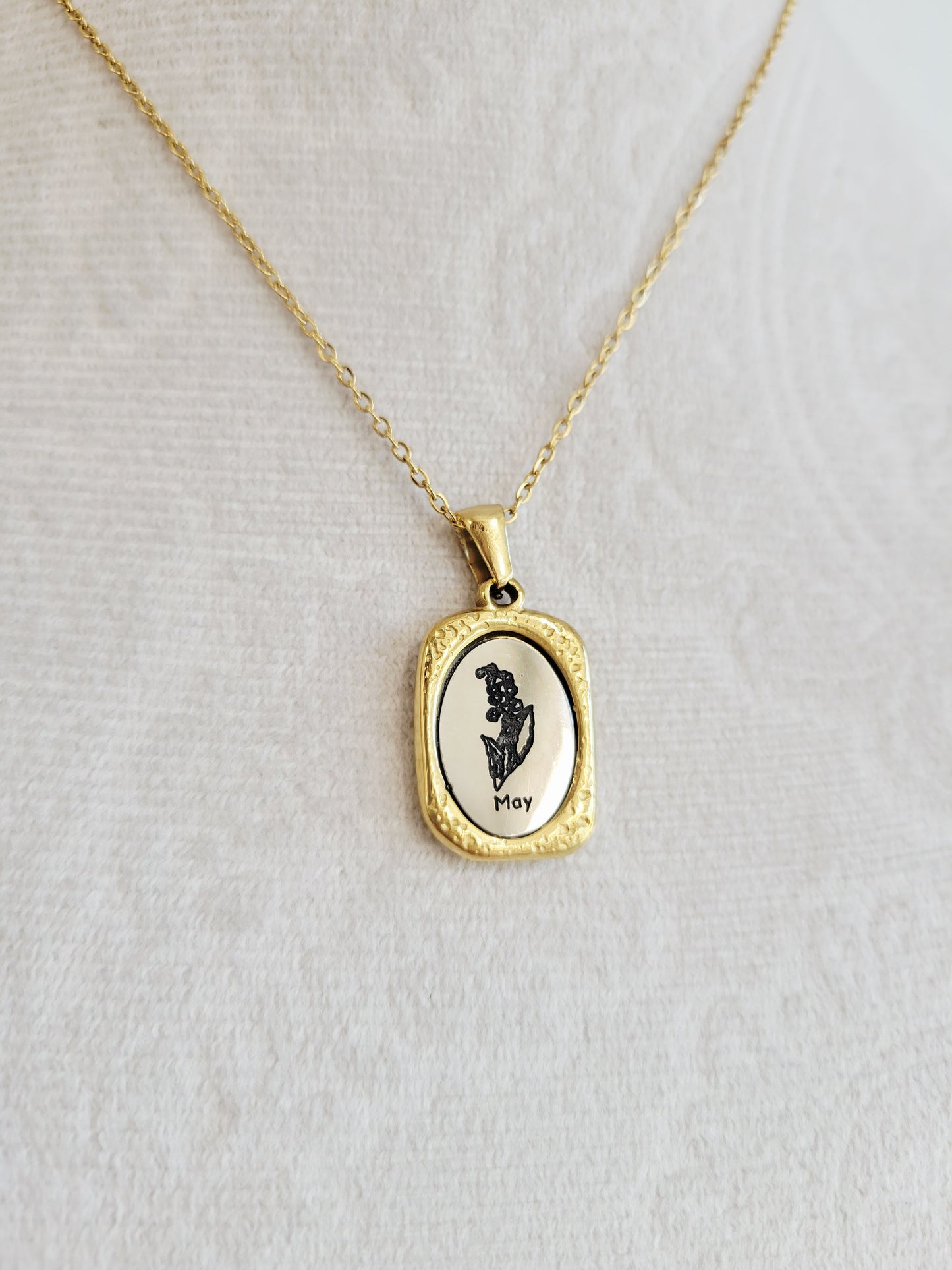 Birth Flower Necklace – Choose Your Birth Month