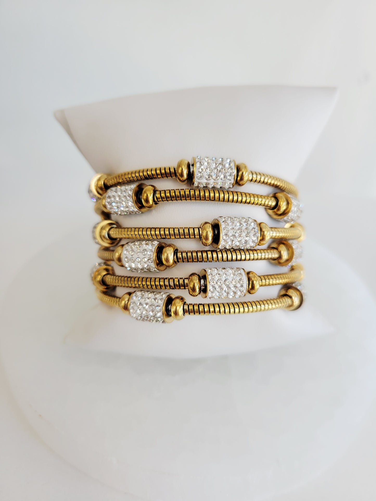 Lumière Crystal Magnetic Bangle Bracelet