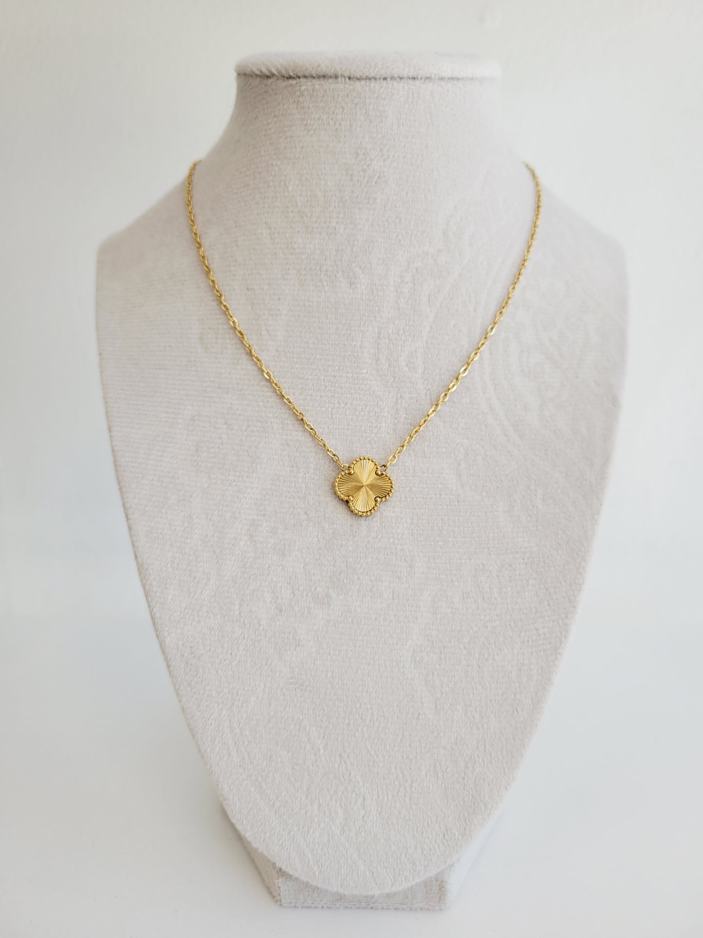 Soleil Lucky Clover Pendant Necklace