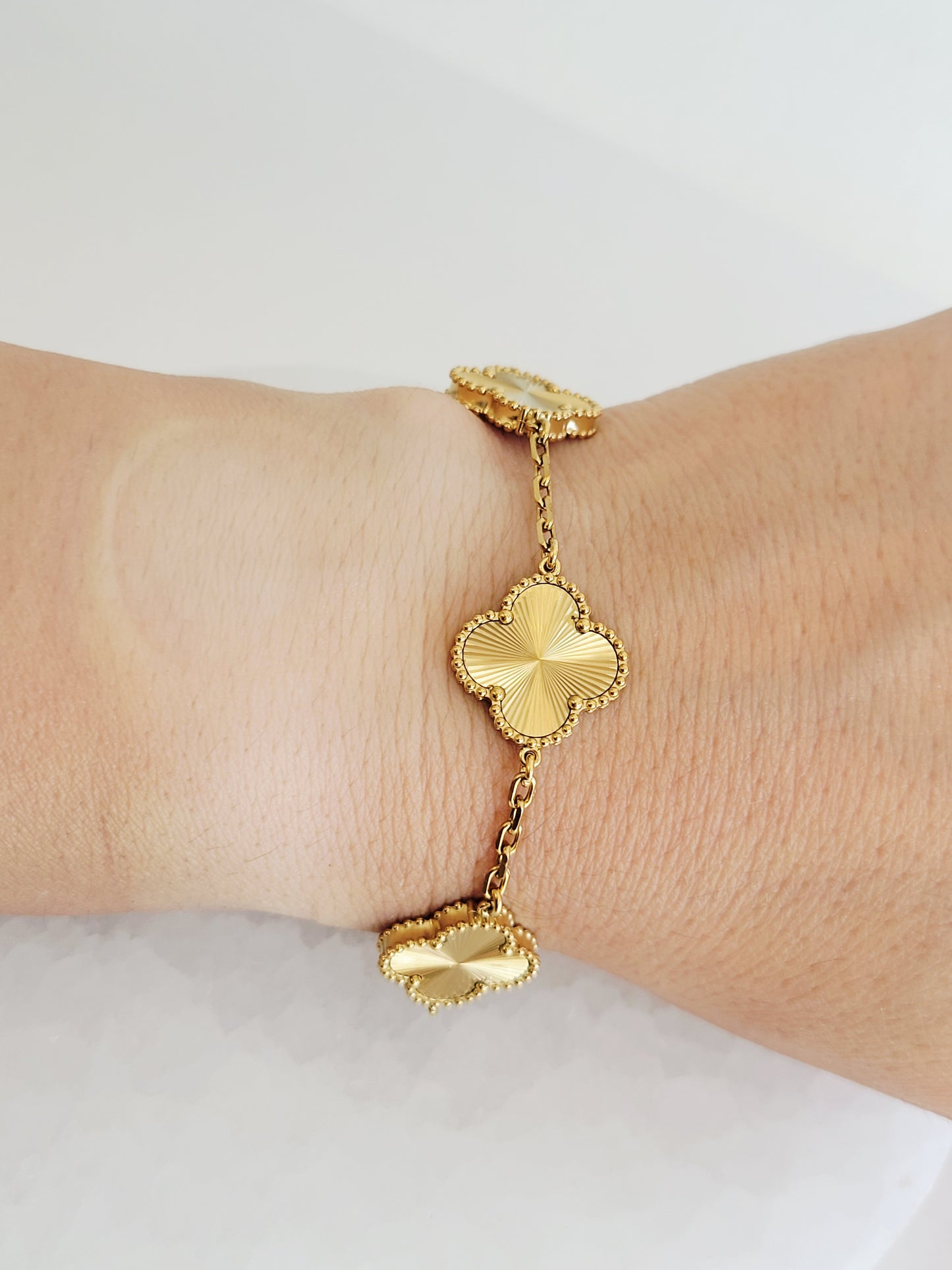 Soleil Lucky Clover Station Bracelet