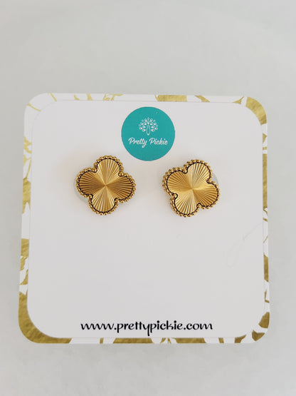 Soleil Lucky Clover Stud Earrings