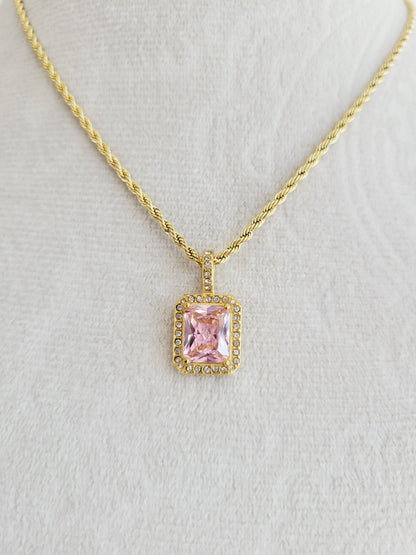 Éclat Crystal Pendant Necklace