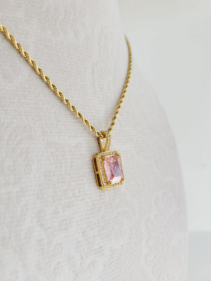 Éclat Crystal Pendant Necklace
