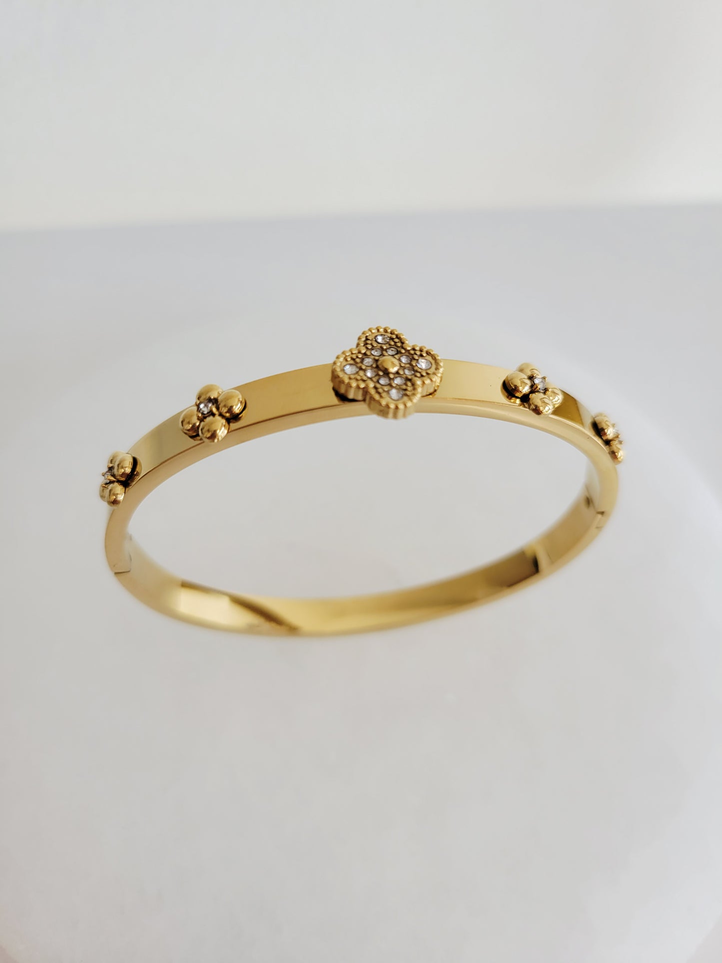 Monaco Crystal Clover Bangle