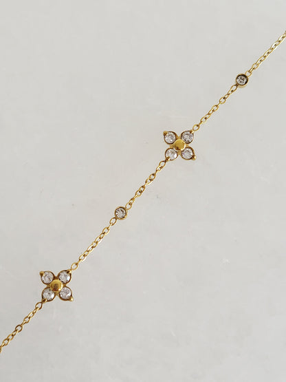 Petite Crystal Clover Bracelet