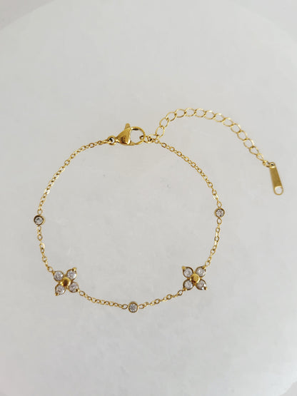 Petite Crystal Clover Bracelet