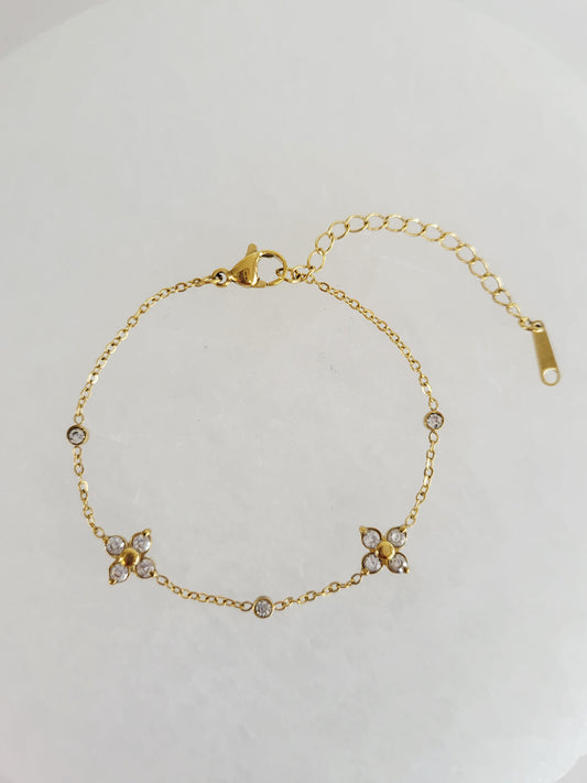 Petite Crystal Clover Bracelet