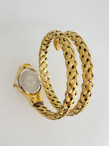 Luxe Crystal Oval Bracelet Watch – Gold