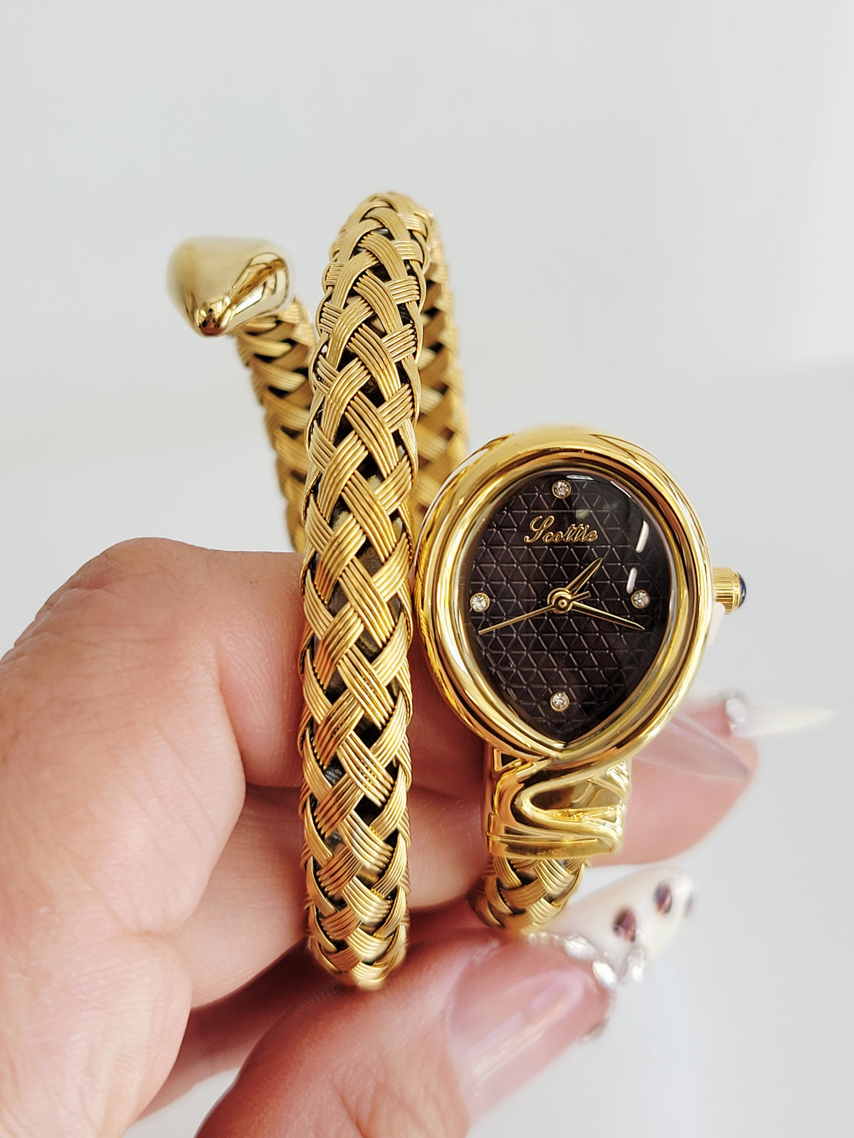 Vintage Woven Oval Bracelet Watch