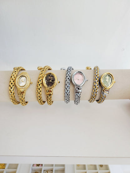 Luxe Crystal Oval Bracelet Watch – Gold