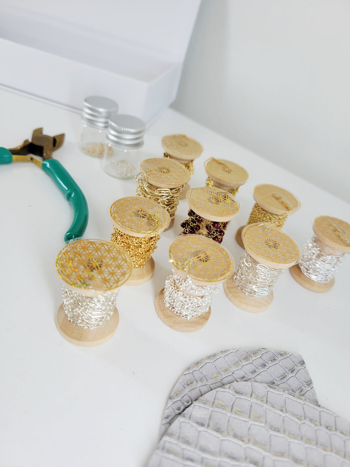 Permanent Jewelry Chain Starter Kit | 10 Curated Chains in 14K Gold Filled & Sterling Silver
