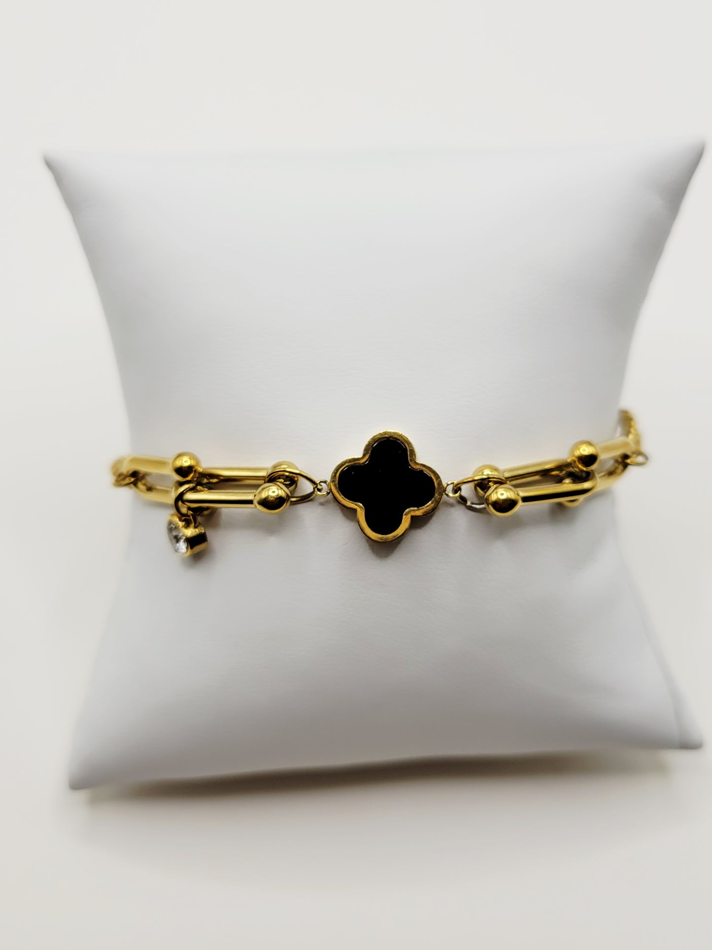 Black Clover Paperclip Bracelet – Luxury Gold Bracelet