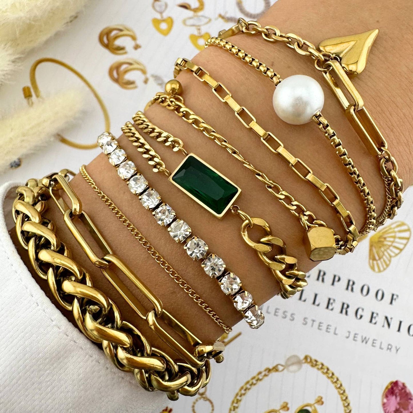 Elegant Link Bracelet in 18K Gold Plated Steel