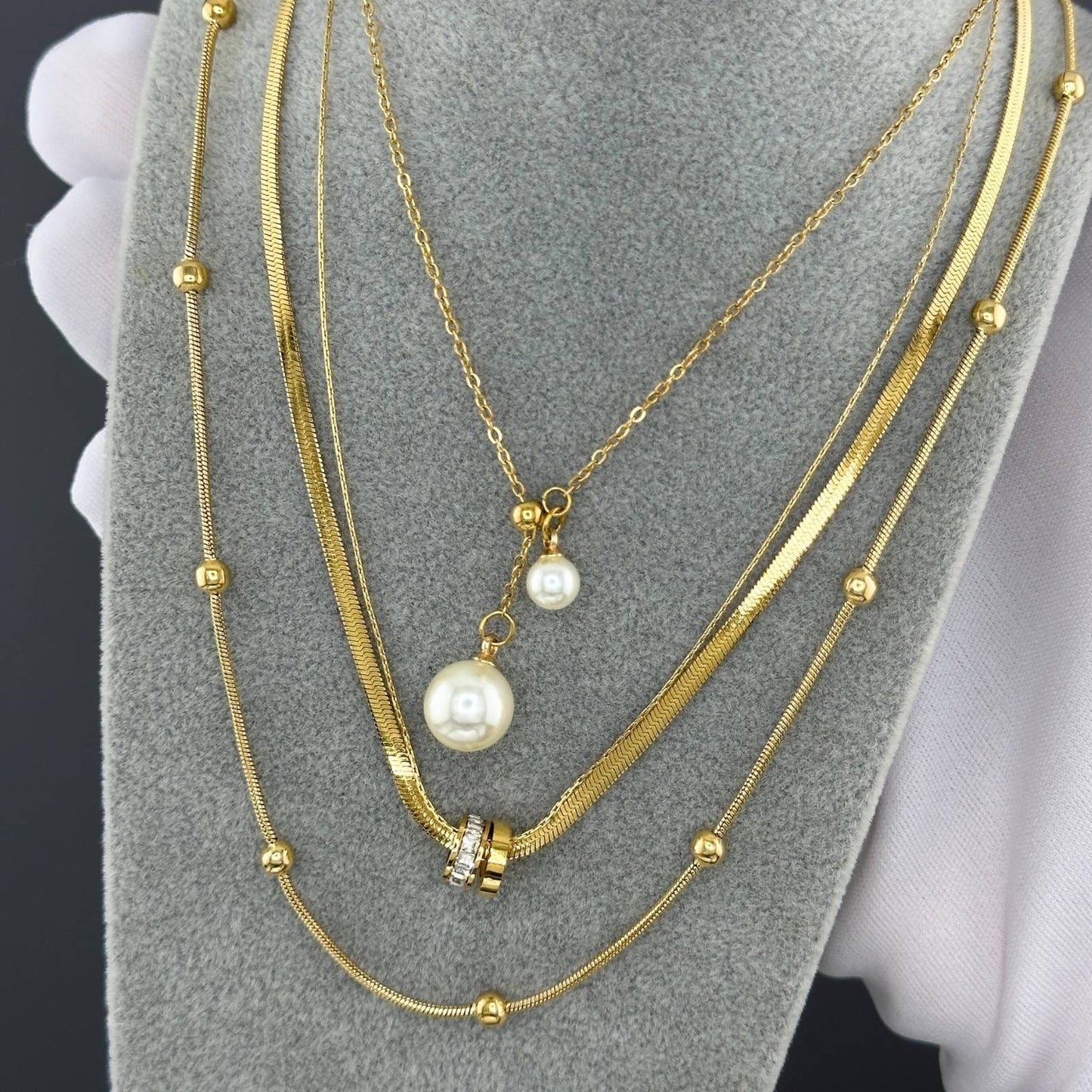 Elegant Chain Necklace in 18K Gold Plated Steel