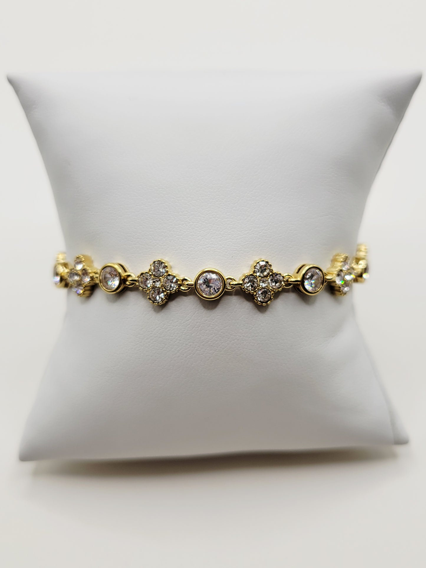 Clover Zirconia