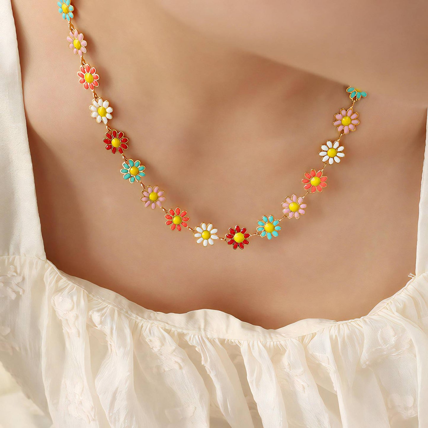 Garden Flowers Charm Necklace in 18K Gold Plated Steel