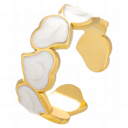 Anillo apilable de corazón de vainilla – Esmalte de oro de 18 quilates