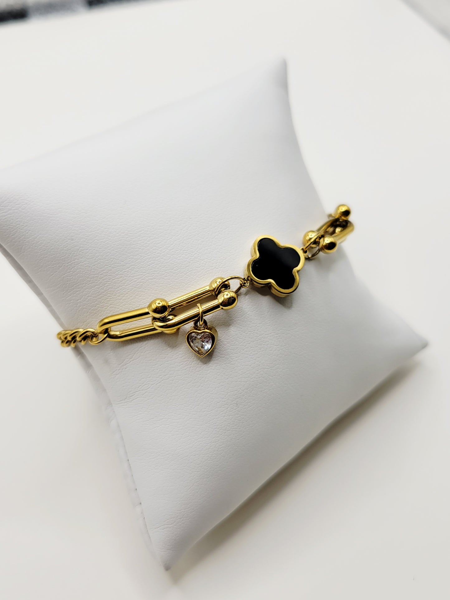 Black Clover Paperclip Bracelet – Luxury Gold Bracelet