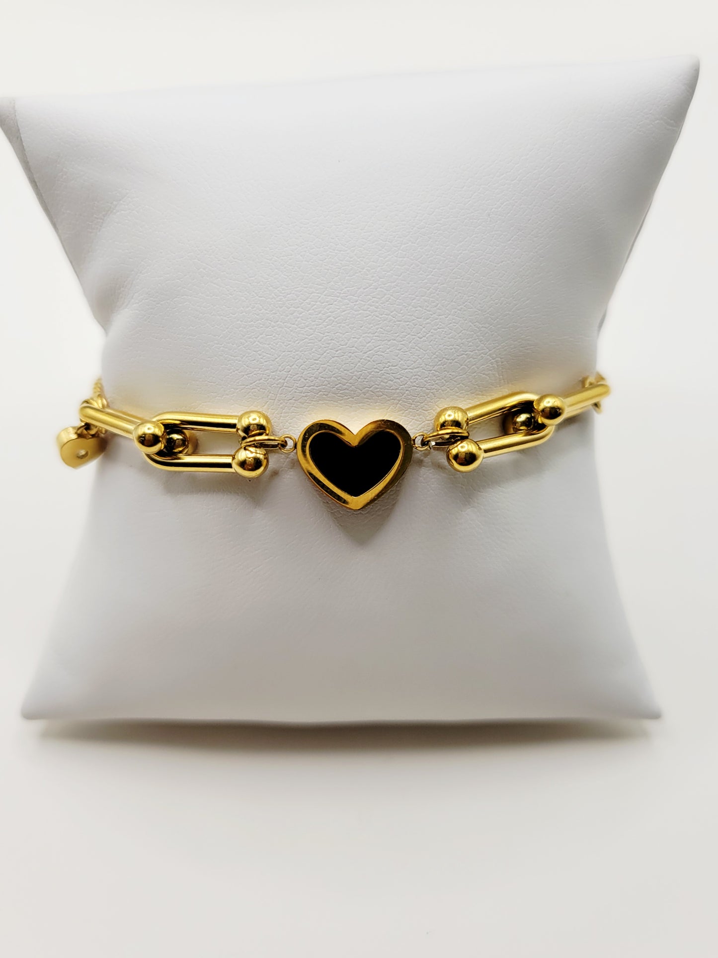 Black Heart Paperclip Bracelet – Modern Gold Stainless Steel Bracelet