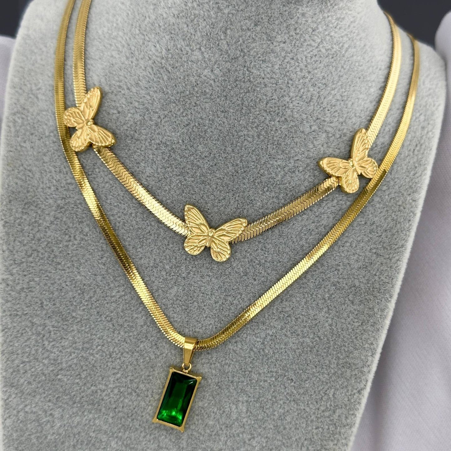 Elegant Chain Necklace in 18K Gold Plated Steel