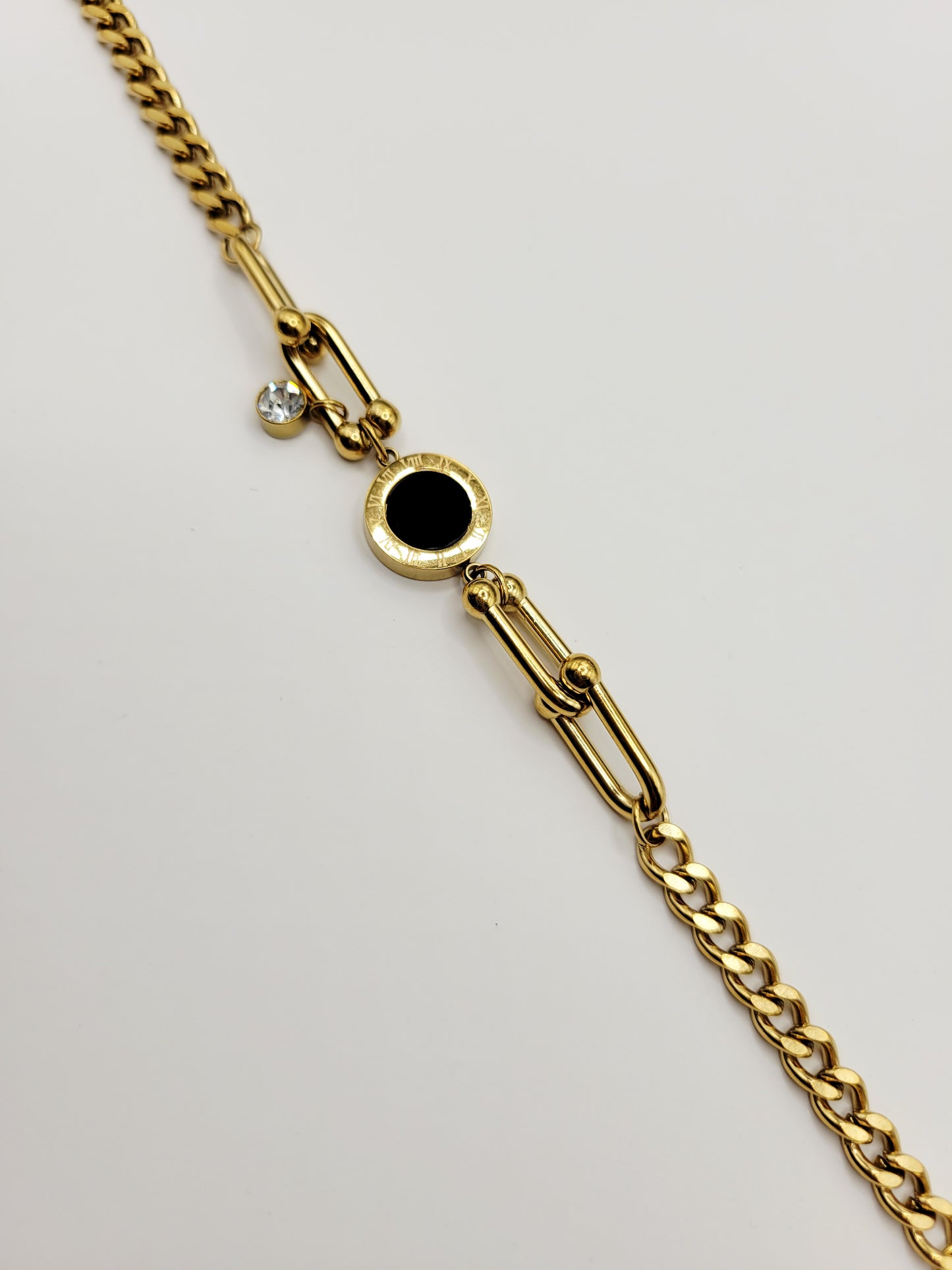 Roman Numeral Black Disc Bracelet – 18K Gold Plated Waterproof Bracelet