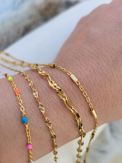 Host a Mobile Permanent Jewelry Party | Pretty Pickie | Book Now ✨