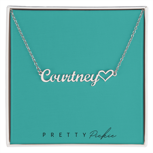 Sweetheart Script Name Necklace – Heart Edition