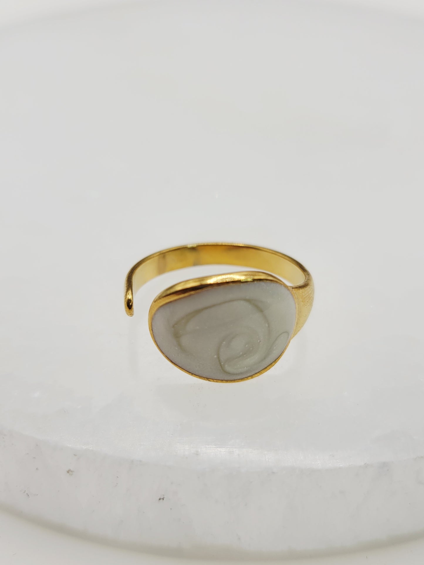 White Marble Teardrop Signet Ring | 18K Gold Adjustable