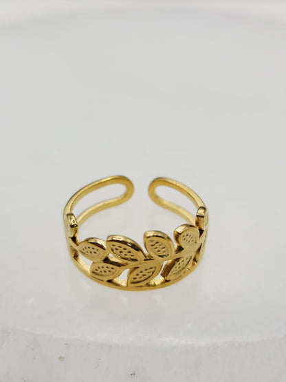 Brazalete Rama de Olivo – Oro de 18 quilates inspirado en la naturaleza